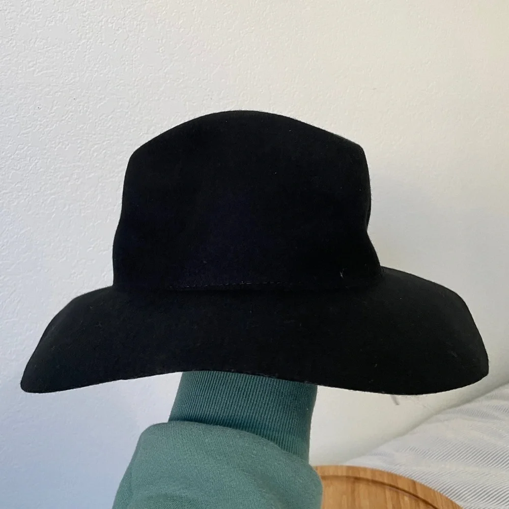 TIRABASSO NWOT 100% Wool Black Wide Brim Hat‎ with Floral Detail, OS
